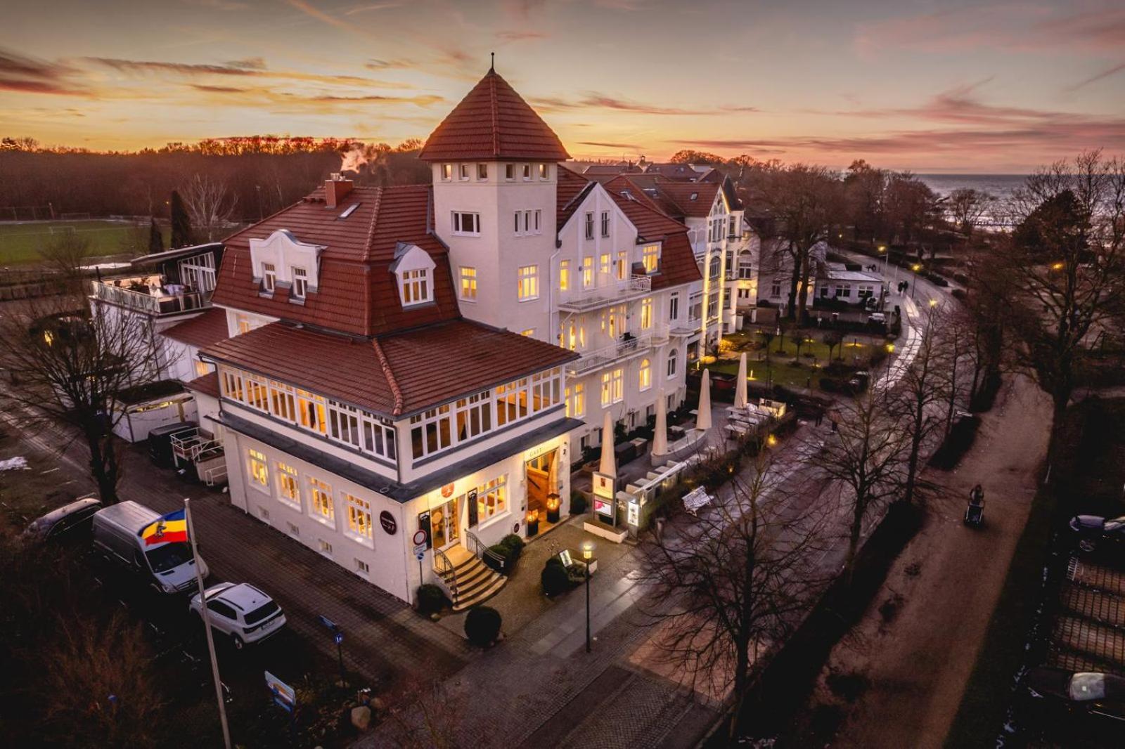 Villa Astoria - Ostseebad Kühlungsborn Exterior foto